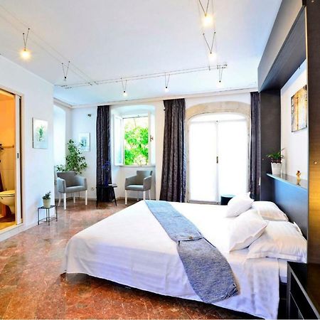 Romantic Rooms Gena Трогир Екстериор снимка