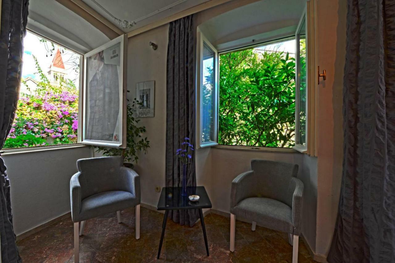 Romantic Rooms Gena Трогир Екстериор снимка